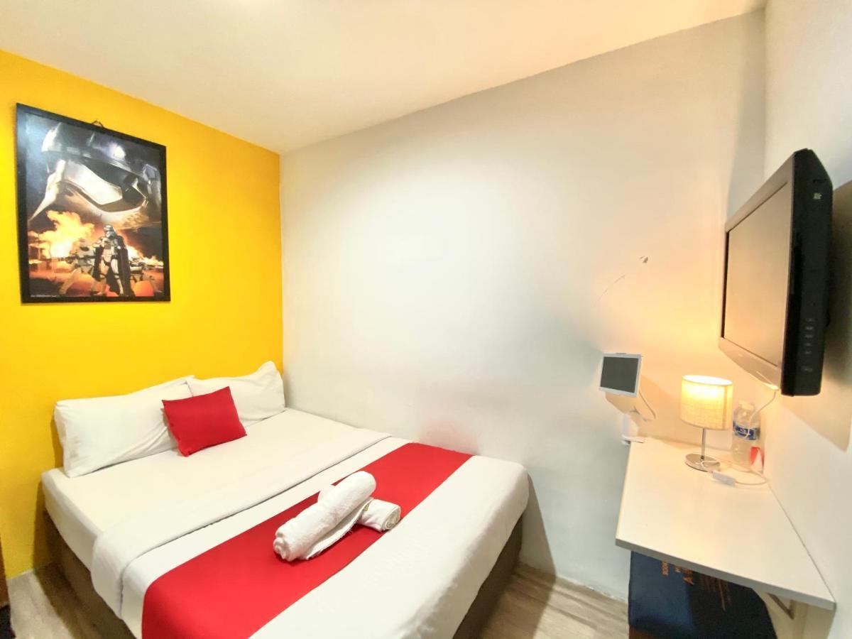Hotel Aman- Nilai & Klia Екстериор снимка