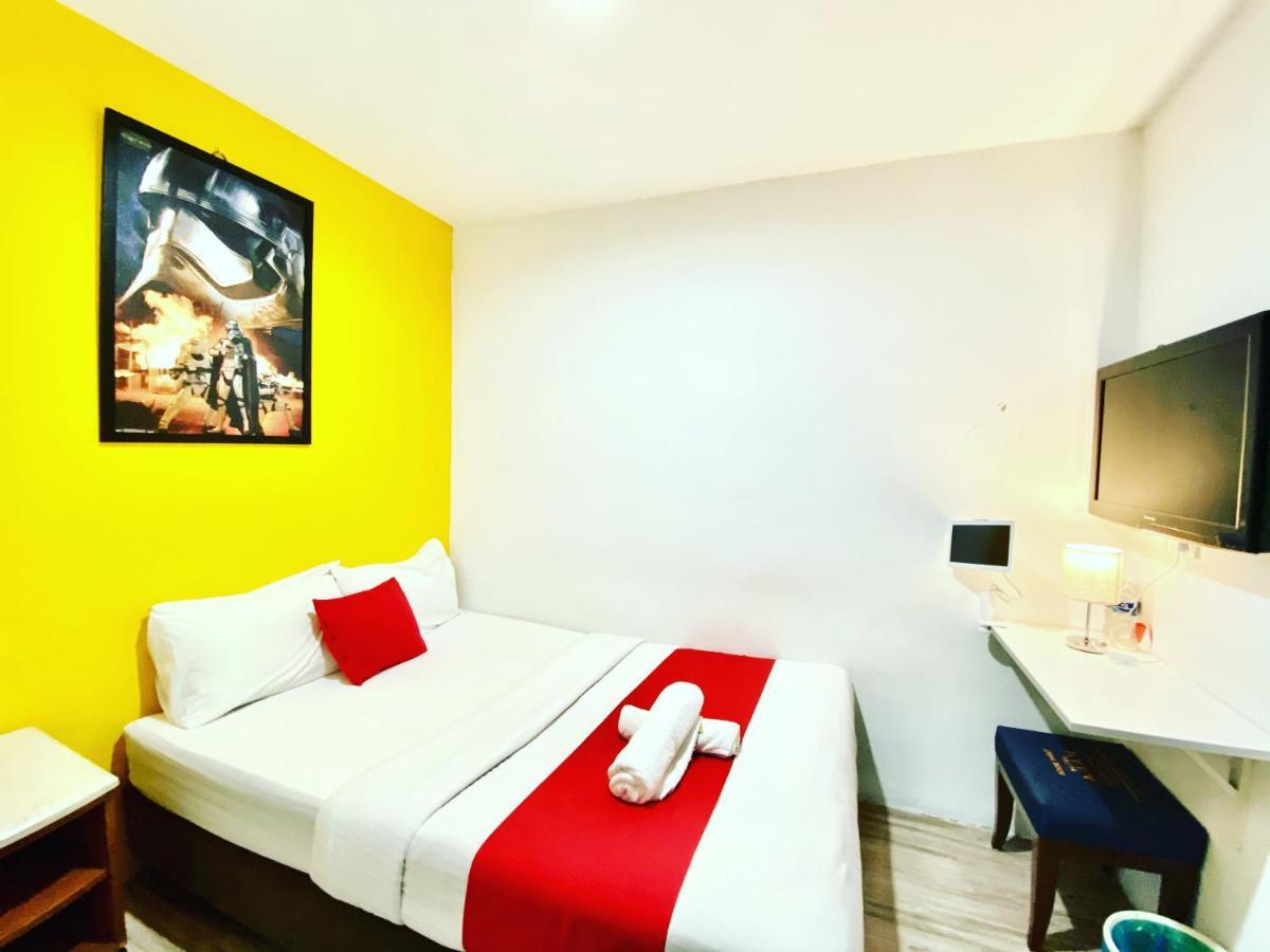 Hotel Aman- Nilai & Klia Екстериор снимка
