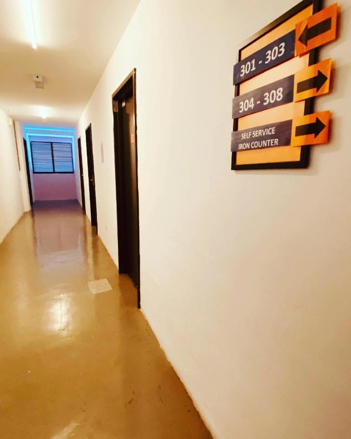 Hotel Aman- Nilai & Klia Екстериор снимка