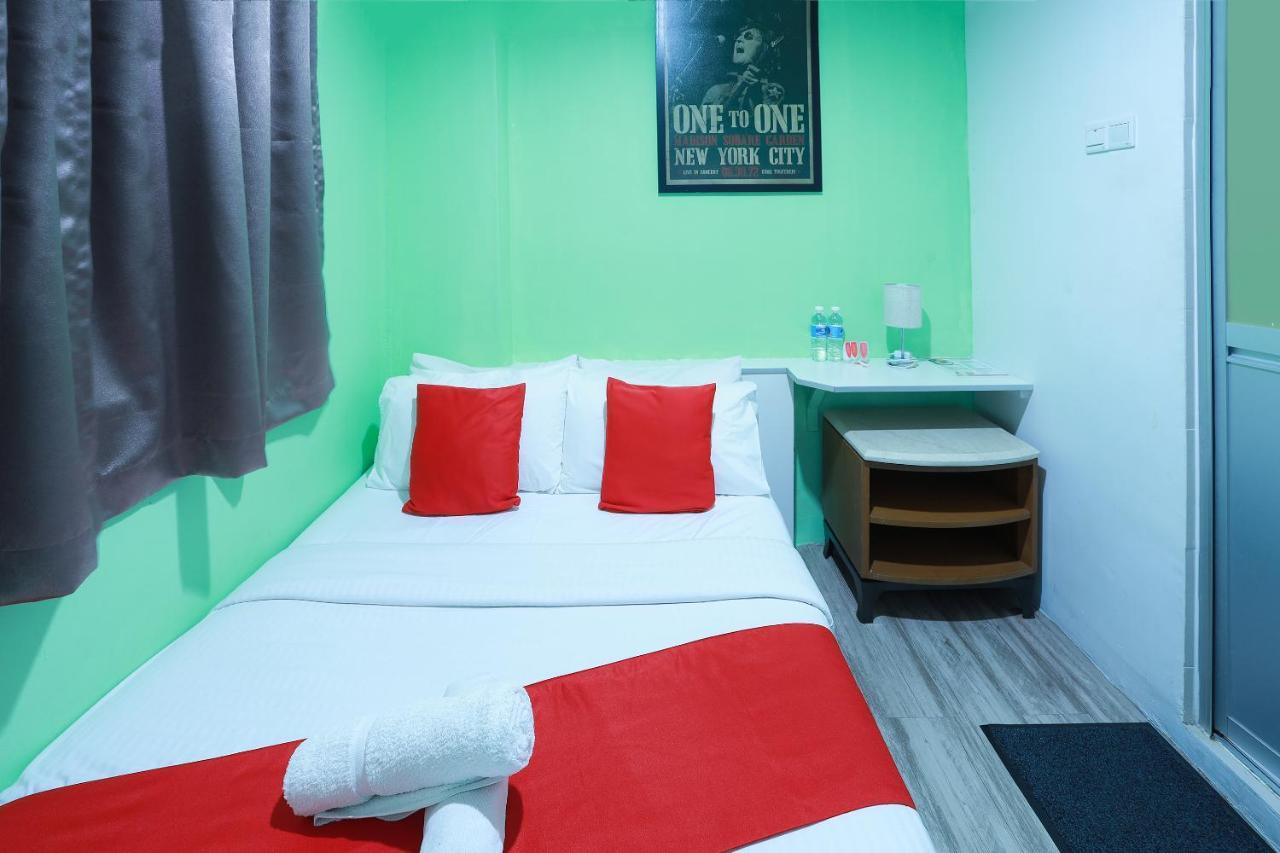 Hotel Aman- Nilai & Klia Екстериор снимка