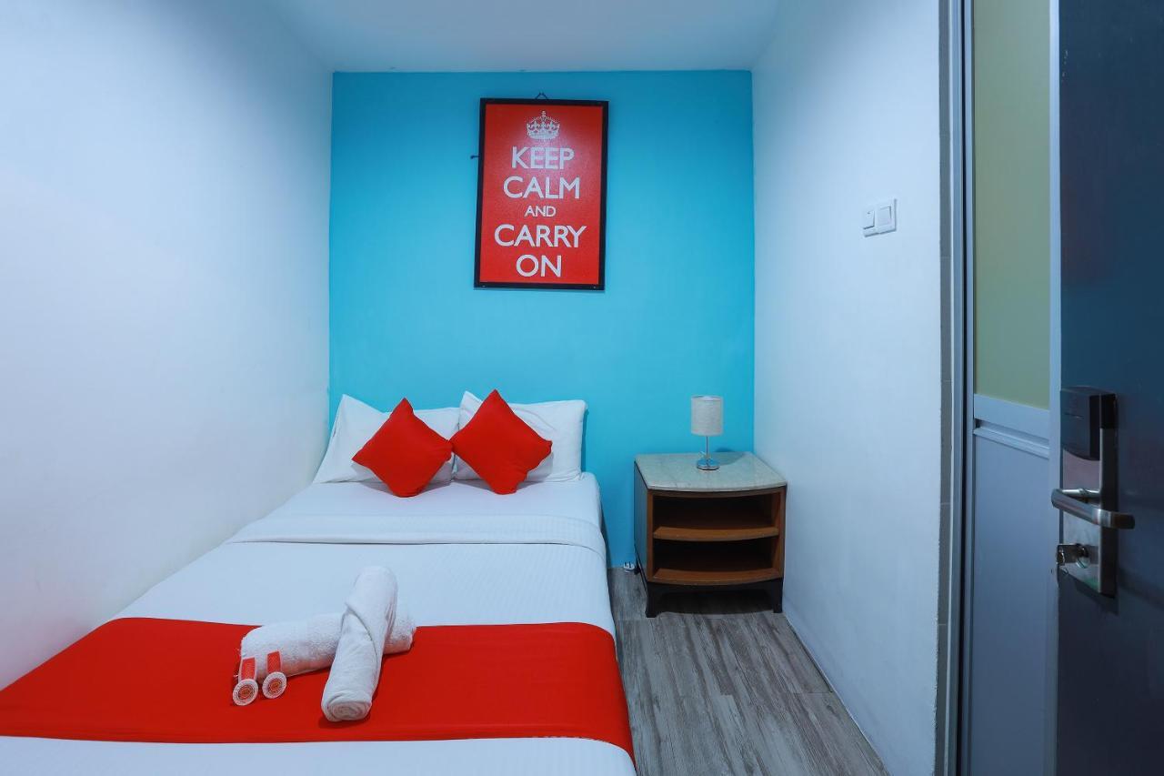 Hotel Aman- Nilai & Klia Екстериор снимка