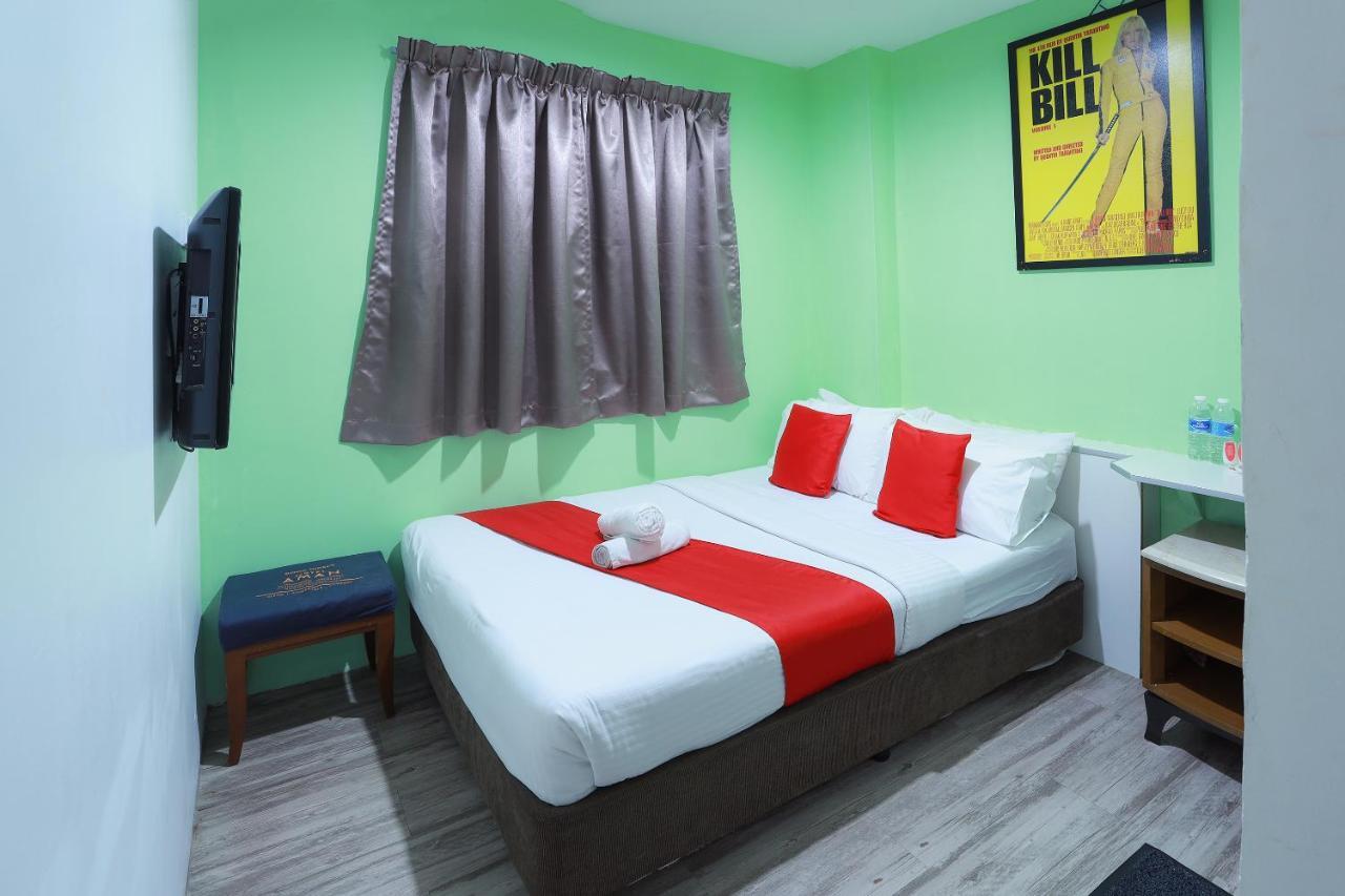 Hotel Aman- Nilai & Klia Екстериор снимка