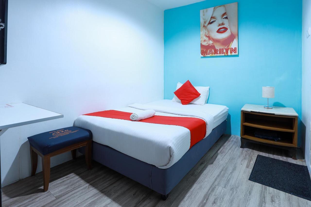 Hotel Aman- Nilai & Klia Екстериор снимка