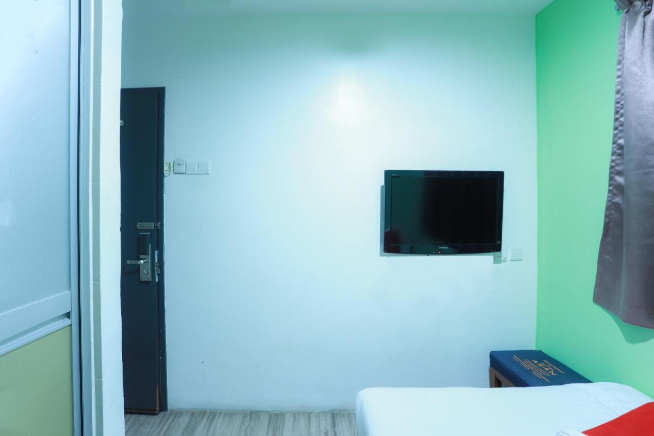 Hotel Aman- Nilai & Klia Екстериор снимка